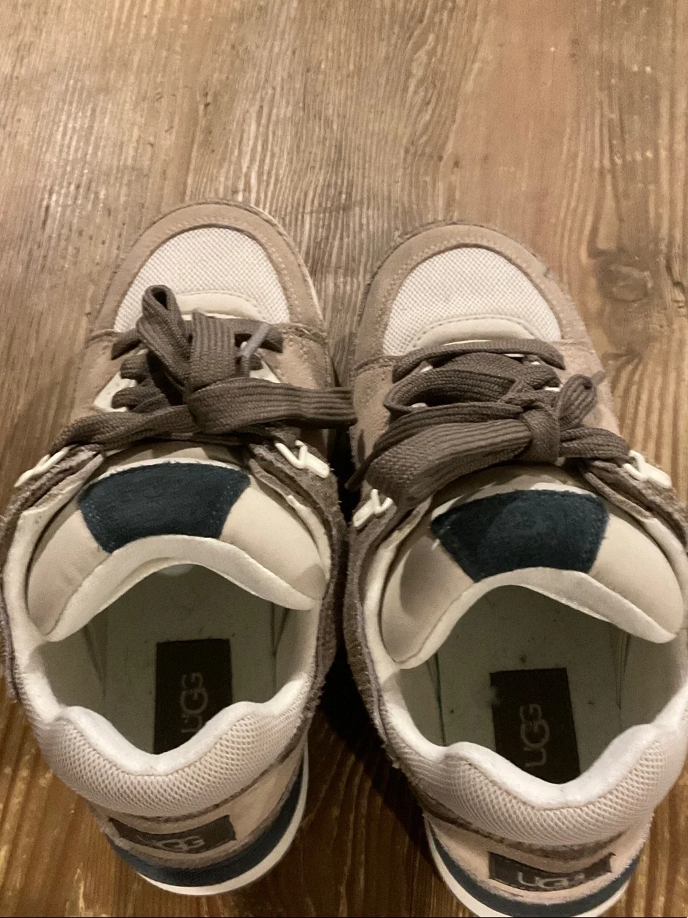 UGG casual athletic